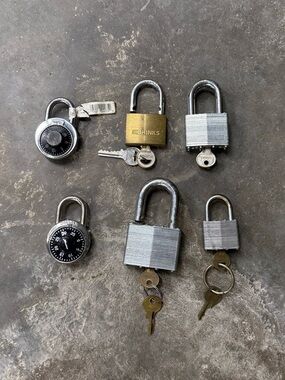 Master Lock Brinks Padlock Lot Steel Brass Combination Keys